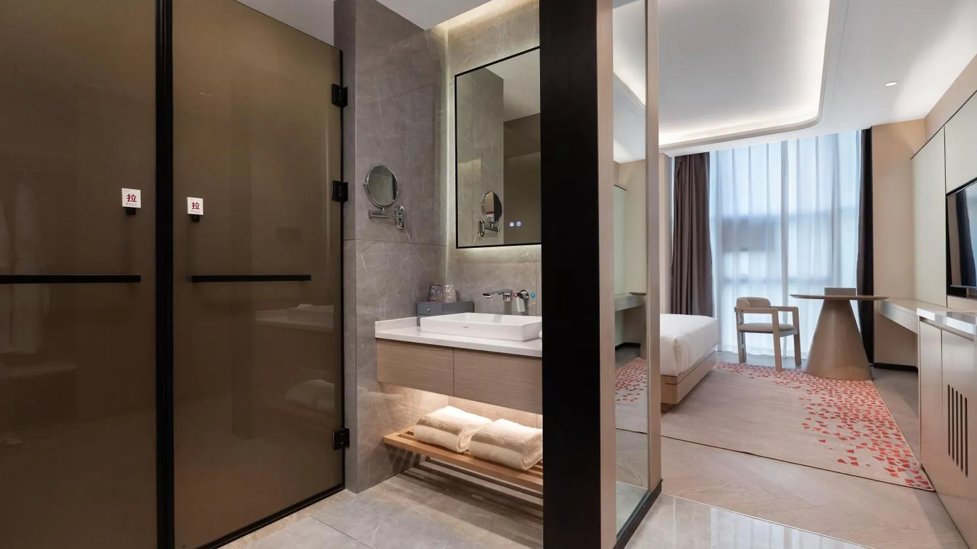Ramada By Wyndham Honghe Kaiyuan Hotel Kaiyuan